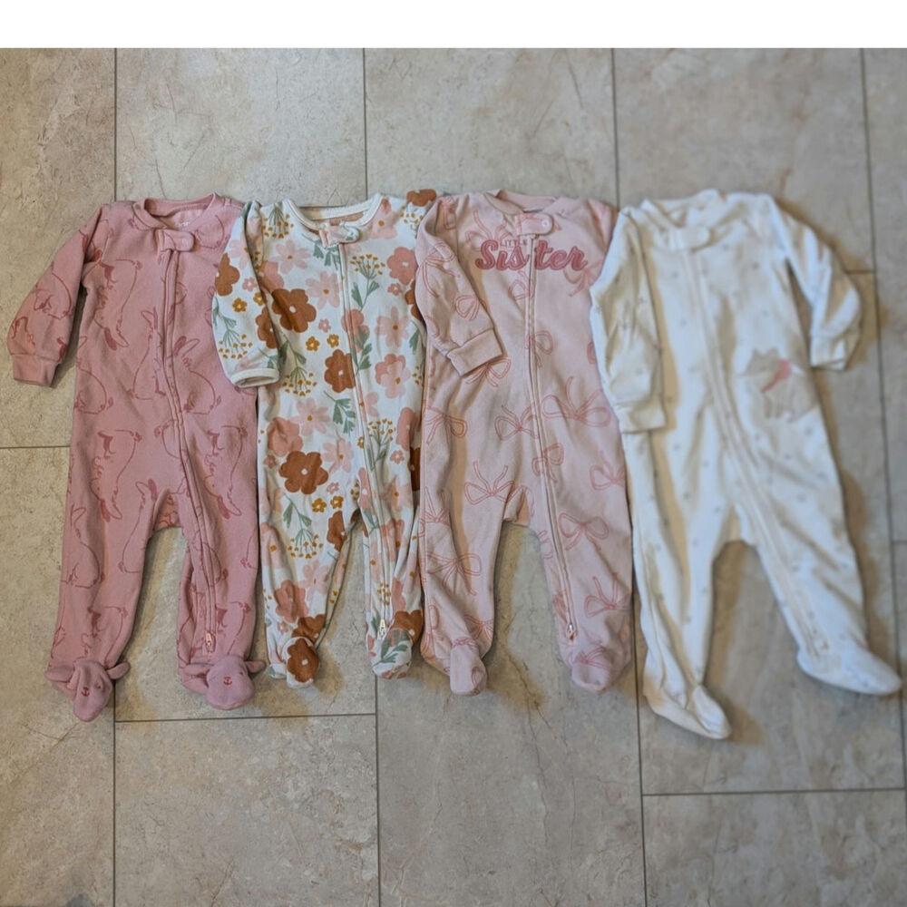 Bundle of 4 Carter's 9 month baby girl infant sleepers footies fleece pink